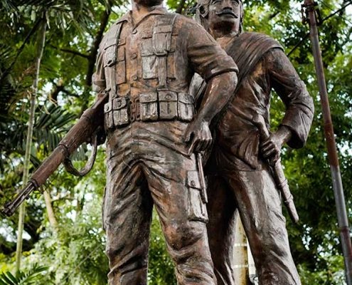 patung publik dua tentara bandung